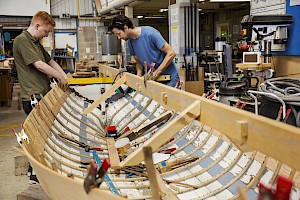 Constructor / Constructora de Barcos