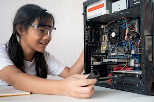Diseñador / Diseñadora de Hardware Informático