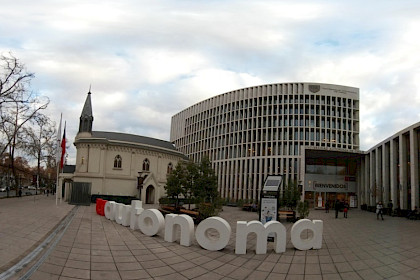 Universidad Aut&oacute;noma de Chile