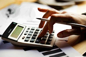 Asesor / Asesora Fiscal y Contable